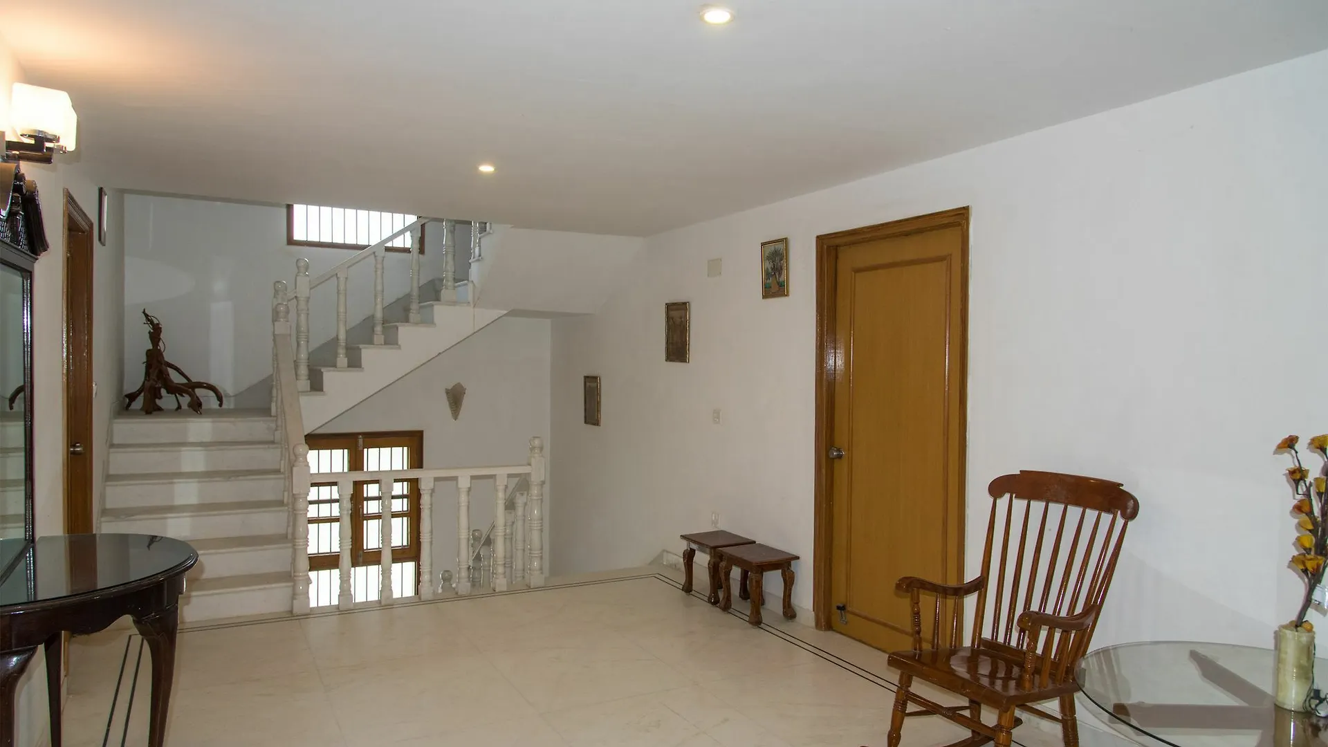 *** Hotel Oyoa 10412A Homea Exotica 4Bhka Villaa Neara Govardhana Vilas Udaipur India